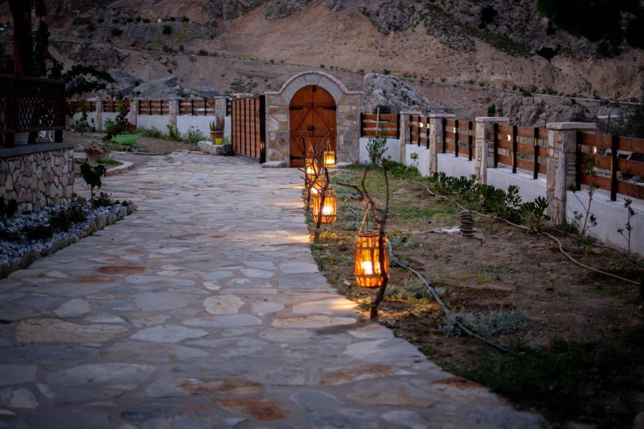 Ktima Argyrou Stegna Landhaus *